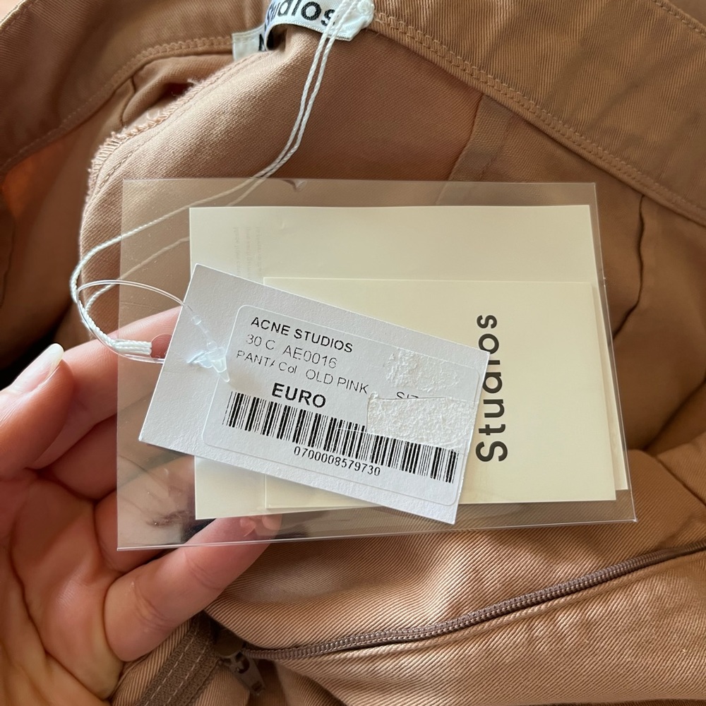 Brand new with tags Acne Studios shorts, blush pink. Size 40 = large. - Picture 5 of 14
